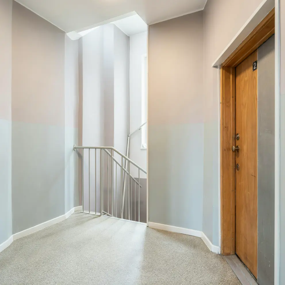 trapphusrenovering slipa stengolv botkyrka tumba skarholmen stockholm